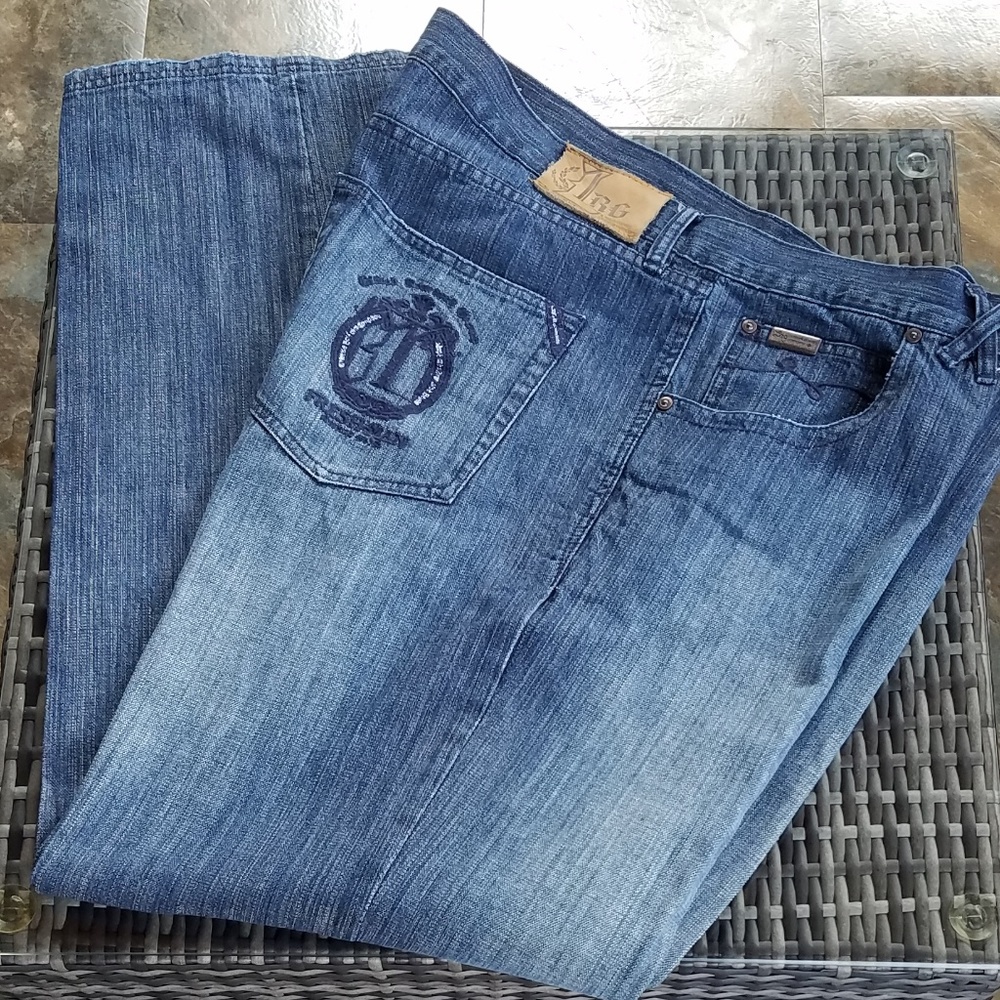 LRG Jean Set - Picture 2 of 4